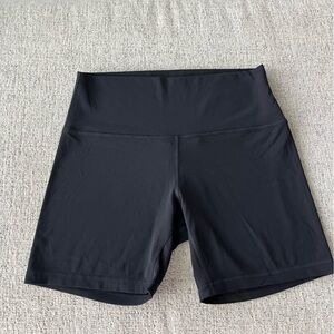 Lululemon Align High-Rise Short 6” – Black (Size 10)
